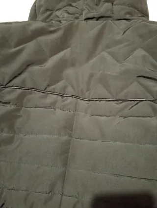 Plumífero TS con capucha negro