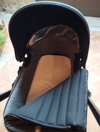 Carrito Jane Muum Negro.  Precio negociable.