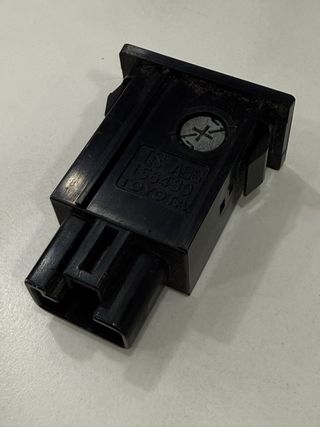 Boton Idle Up TOYOTA J9 Land Cruiser 90 95