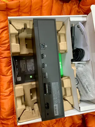 Xbox Series S 1TB Nero - Come Nuovo