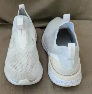 Zapatillas Nike Blancas sin cordones