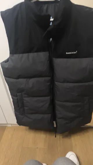 Chaleco acolchado hombre bakkin negro y gris