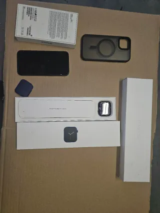 iPhone 13 y Apple Watch Serie 6 44mm