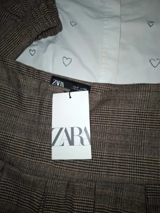Conjunto niña Zara: Chaqueta, Camisa y Falda