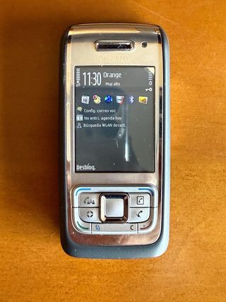 Nokia E65 Plata