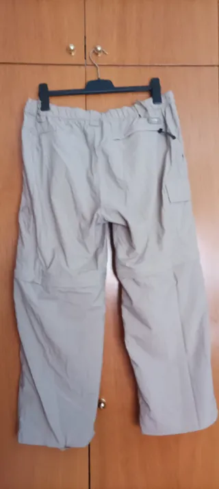 Pantalón deportivo convertible talla 48