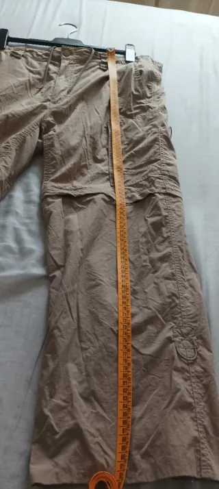 Pantalón deportivo convertible talla 48