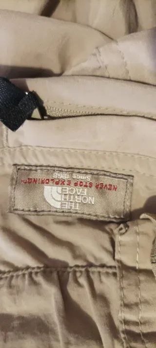 Pantalón deportivo convertible talla 48