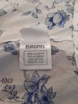 Blusa Cortefiel Estampado floral. Talla 40.