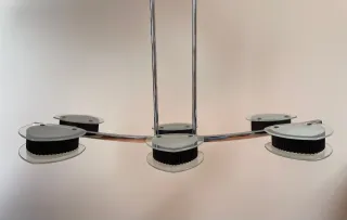 Juego de 2 lámparas una de pie y la otra de techo.