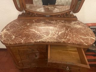 Antiguo Mueble tocador y mesitas de madera