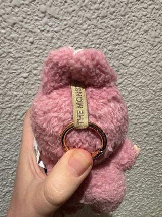 Labubu exciting macaron lychee berry (rosa).