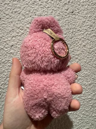 Labubu exciting macaron lychee berry (rosa).