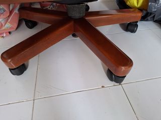 Sillón de piel marrón