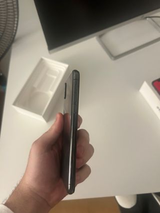 iPhone X 256GB Grigio Siderale 84% Batteria