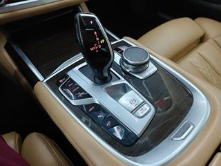 BMW Serie 7 740e iPerformance !