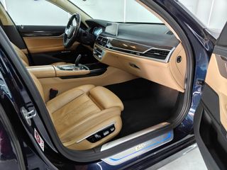BMW Serie 7 740e iPerformance !
