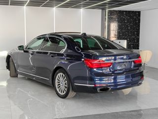 BMW Serie 7 740e iPerformance !