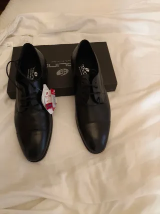 Zapatos de piel fina Tolino negros