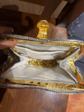 Clutchs bolso piel plateado y dorado