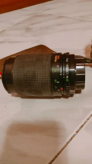 Cámara Zenit Zoom con Flash y Bolso