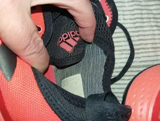 Zapatillas Adidas Talla 8 naranjas y Negras