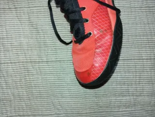 Zapatillas Adidas Talla 8 naranjas y Negras