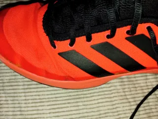 Zapatillas Adidas Talla 8 naranjas y Negras