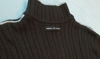 Jersey Armani Jeans Talla L. Pura lana virgen