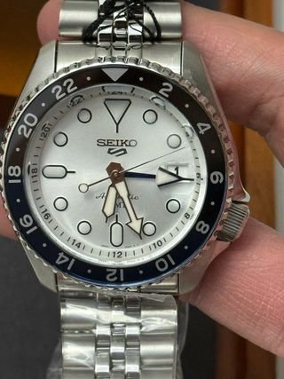 Seiko SSK033 Batman GMT Plata