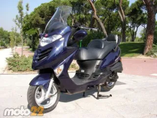 Kinkon Gran Din 125cc Maxiscooter Azul