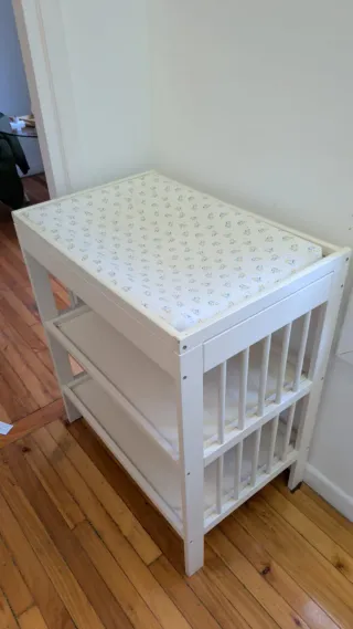 Cambiador Gulliver IKEA y colchoneta Vädra IKEA