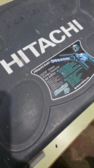 Taladro Percutor Hitachi para piezas o reparar