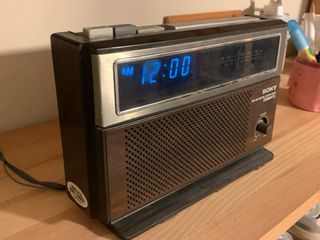 Radio despertador Sony Digimatic