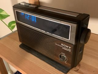 Radio despertador Sony Digimatic