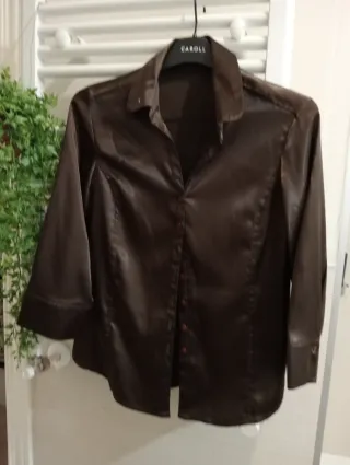 Camisa satén marrón Caroll Talla M