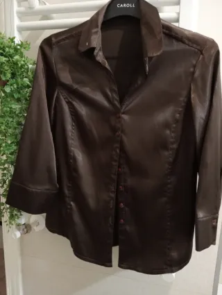 Camisa satén marrón Caroll Talla M
