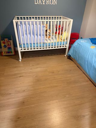 Trona azul Los Lunnis con cojín