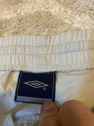 Pantalón corto Umbro fútbol gris talla S