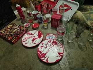 Lotto Coca-Cola: Vassoi, Bicchieri e Altro