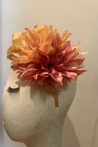 Tocado artesanal flores