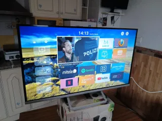 TD Systems 32 Smart TV..