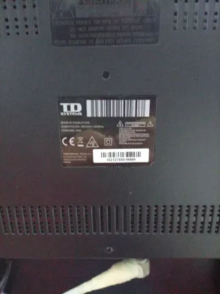 TD Systems 32 Smart TV..