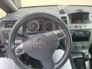 Opel Zafira 2008