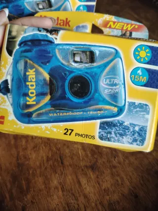 2 Fotocamere Kodak Ultra Sport 15M Impermeabili Vintage