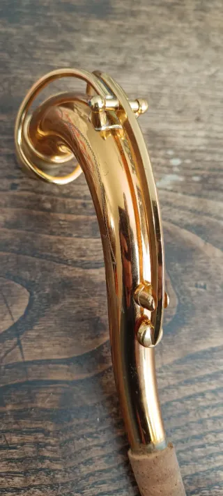 Tudel saxofón tenor