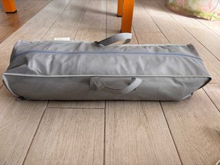 Parque de juego infantil con alfombra 150x150