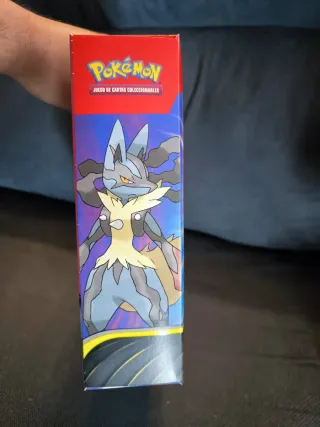 Caja Pokémon Mega-Lucario EX con Figura Sellado