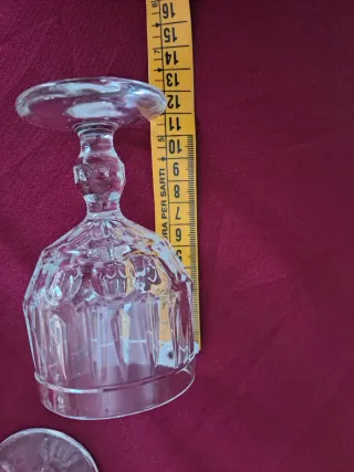 6 copas de vino de cristal tallado