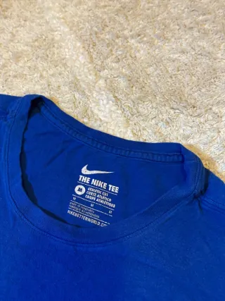 Camiseta Nike Azul con Estampado Baloncesto